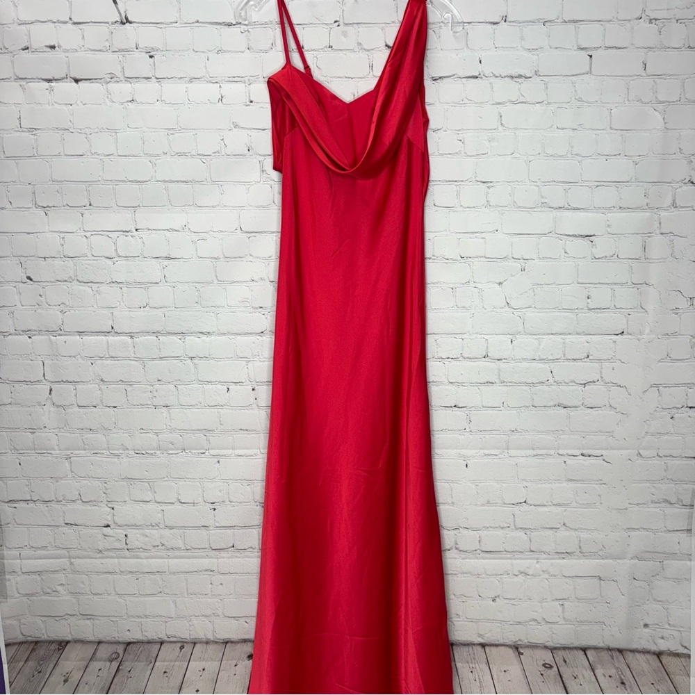 Asymmetrical One Shoulder Satin Gown Red XS